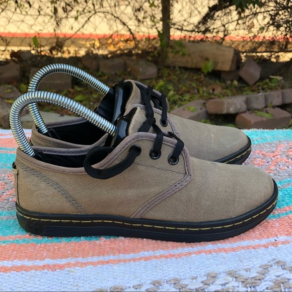 Dr. Martens Other - Dr Doc Martens Soho Tan Canvas Air Wair